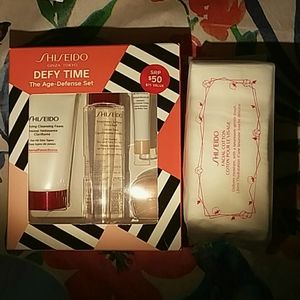 2pc Shiseido Defy Time Age Defense System and Facial Cotton Pack nib